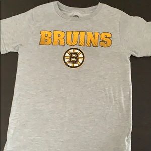 Boys Boston Bruins t shirt 8/10 EUC